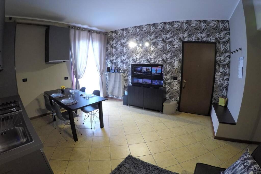 Casa Di Mirco - Ampio E Moderno Bilocale Apartman Castenedolo Kültér fotó