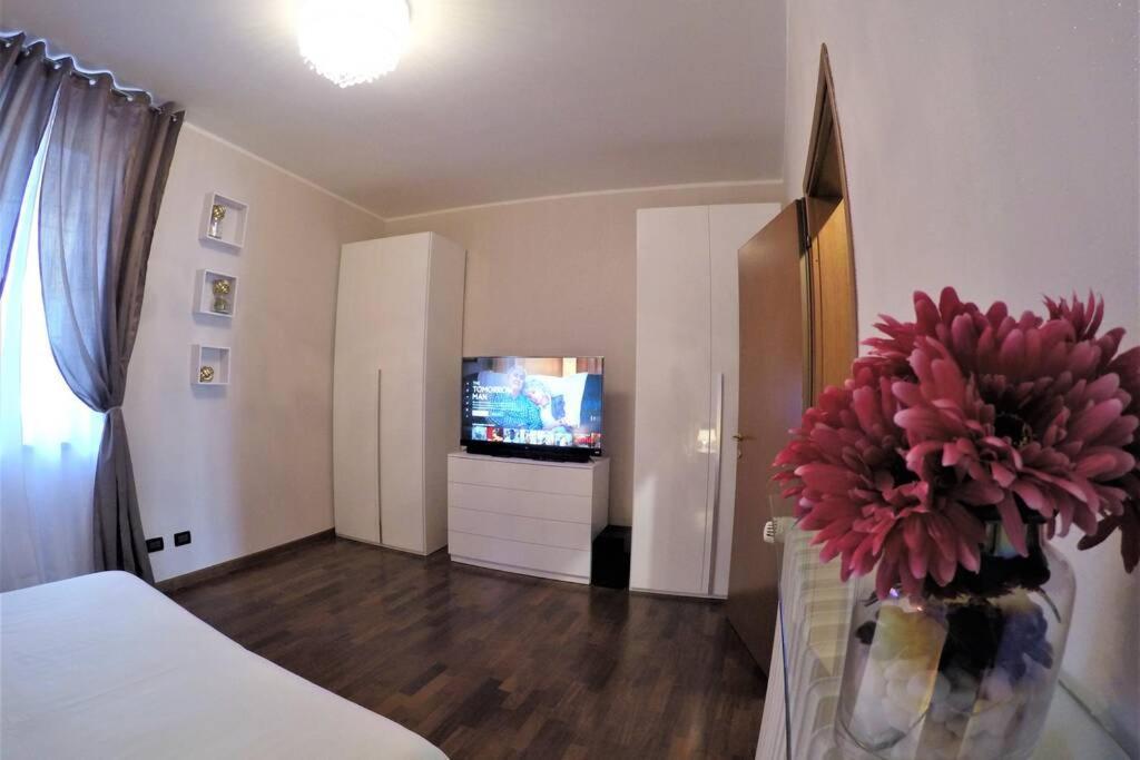 Casa Di Mirco - Ampio E Moderno Bilocale Apartman Castenedolo Kültér fotó
